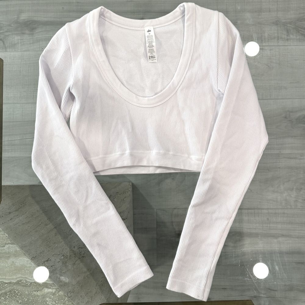 AloYoga Ribbed Cropped Long Sleeve